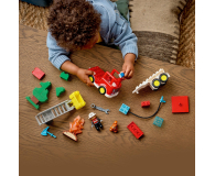 LEGO DUPLO 10473 Wóz strażacki z wężem i strażakiem - 1473395 - zdjęcie 4